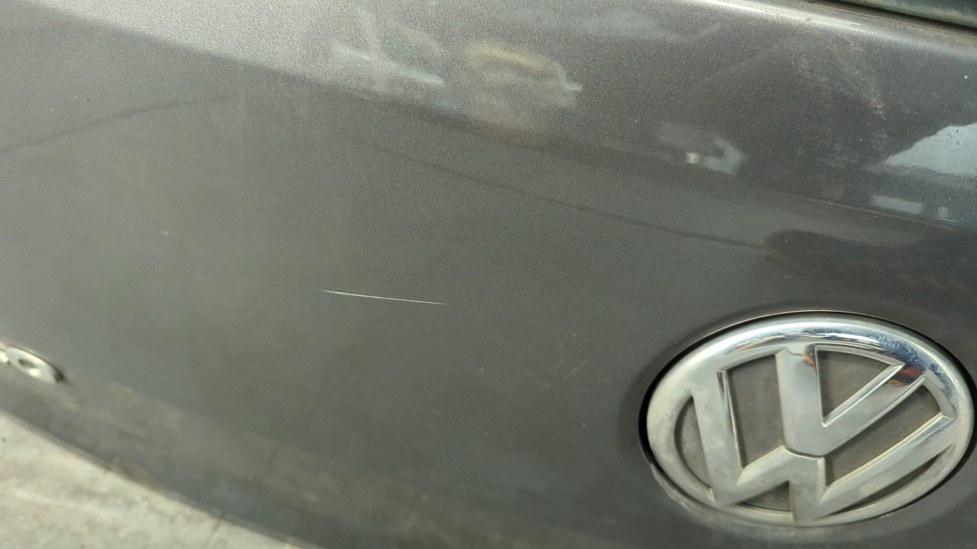 Дверь багажника