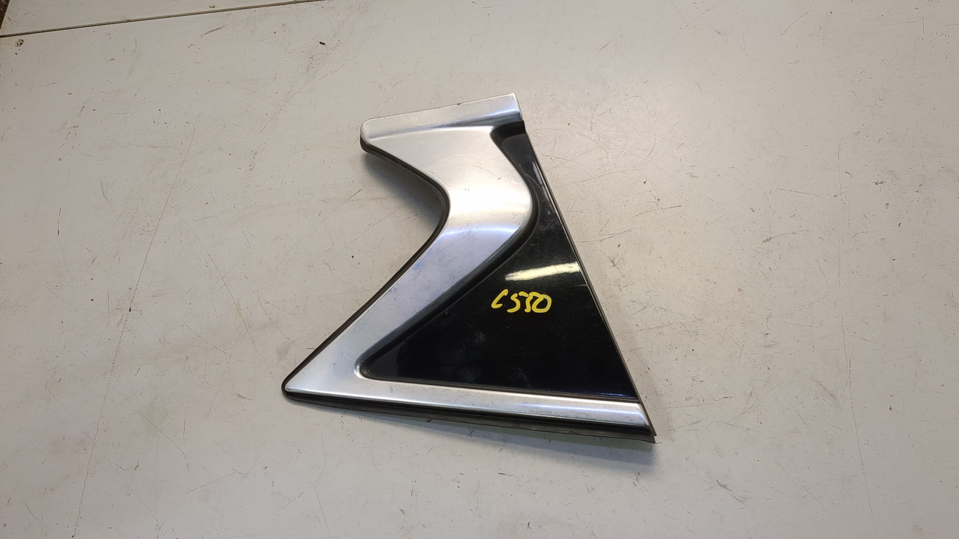 Накладка (кузов наружные)