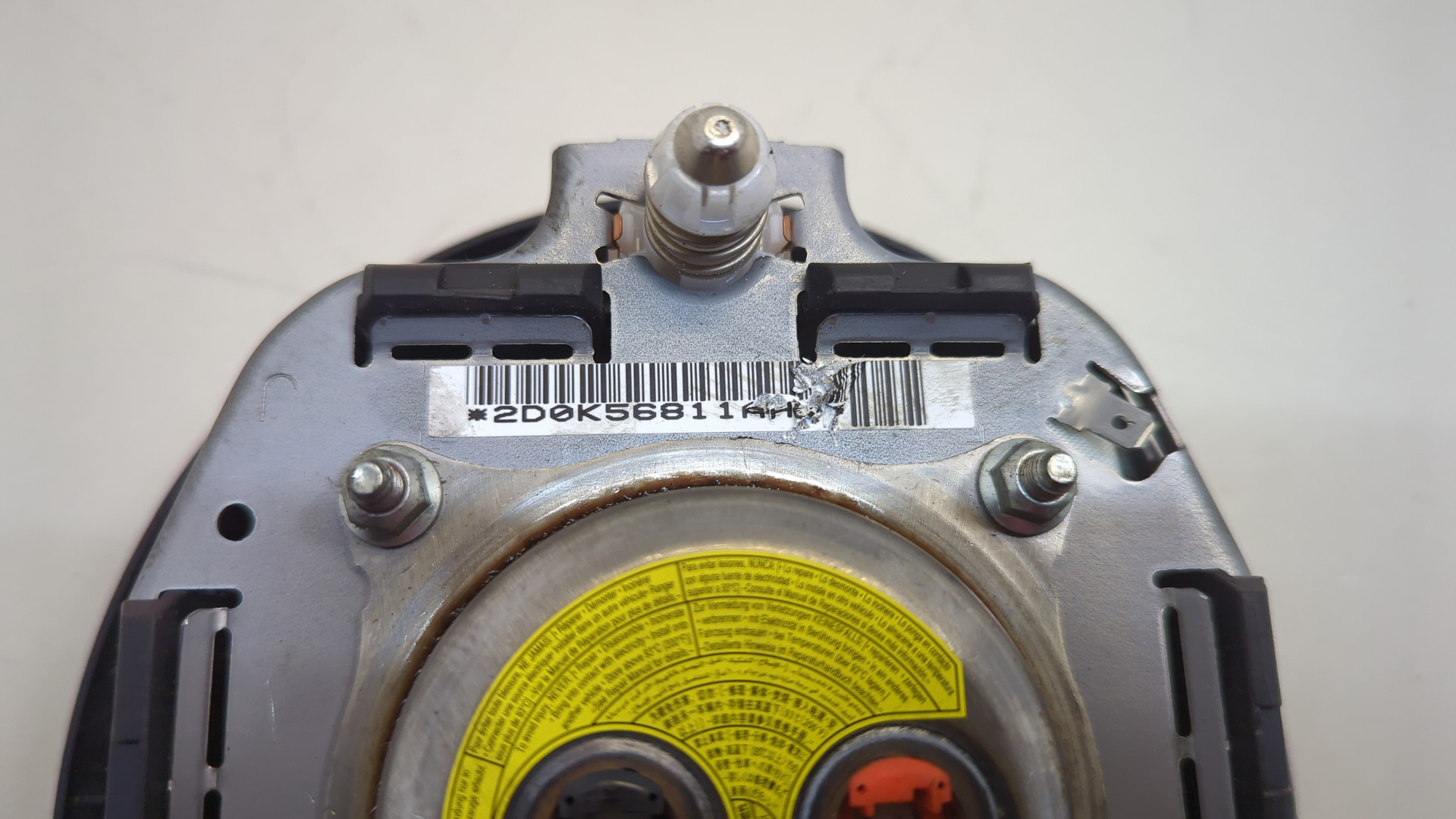 Подушка безопасности в рулевое колесо