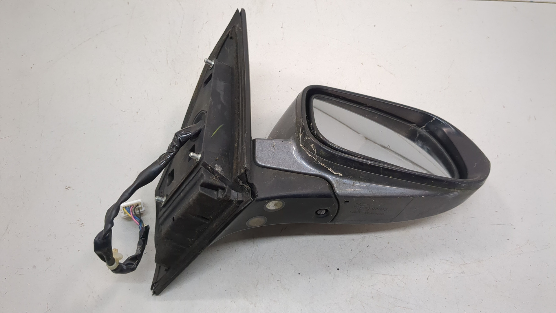 Зеркало правое электрическое