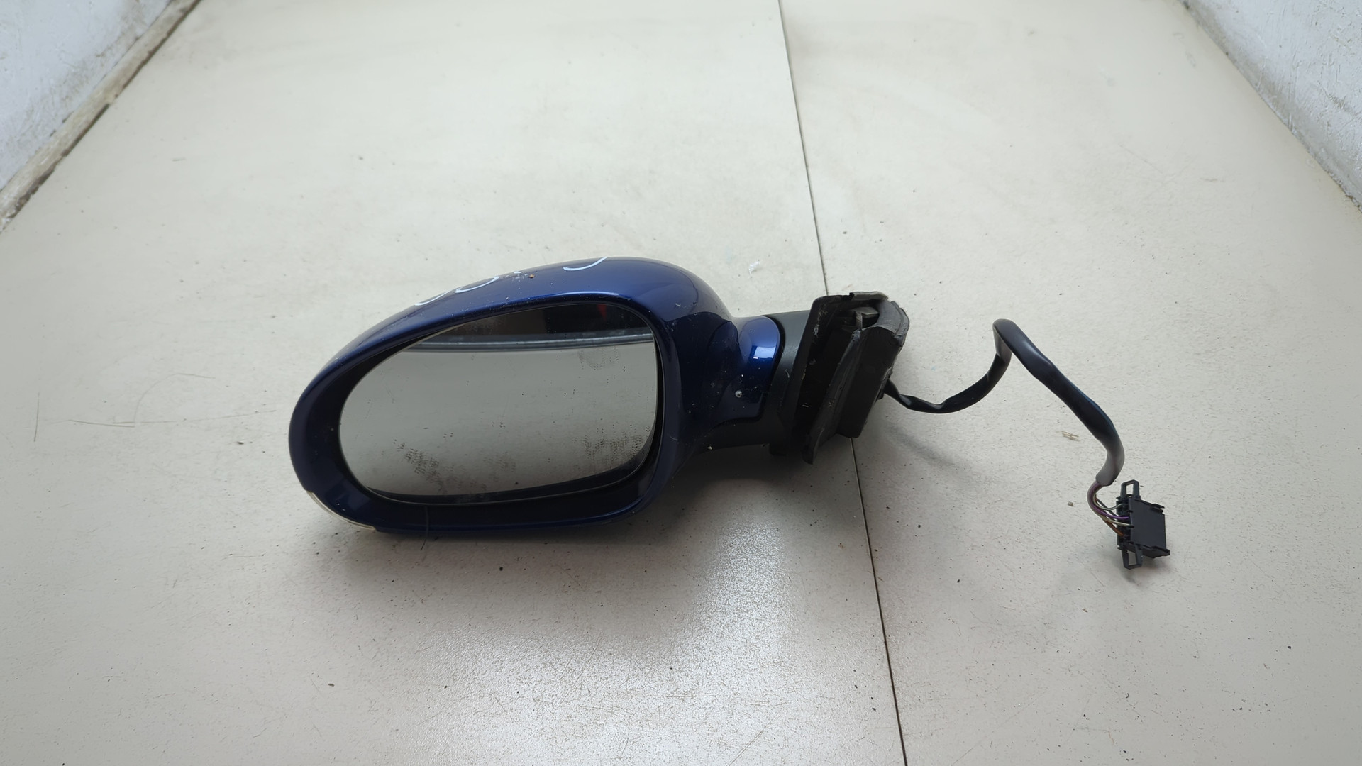 Зеркало левое электрическое