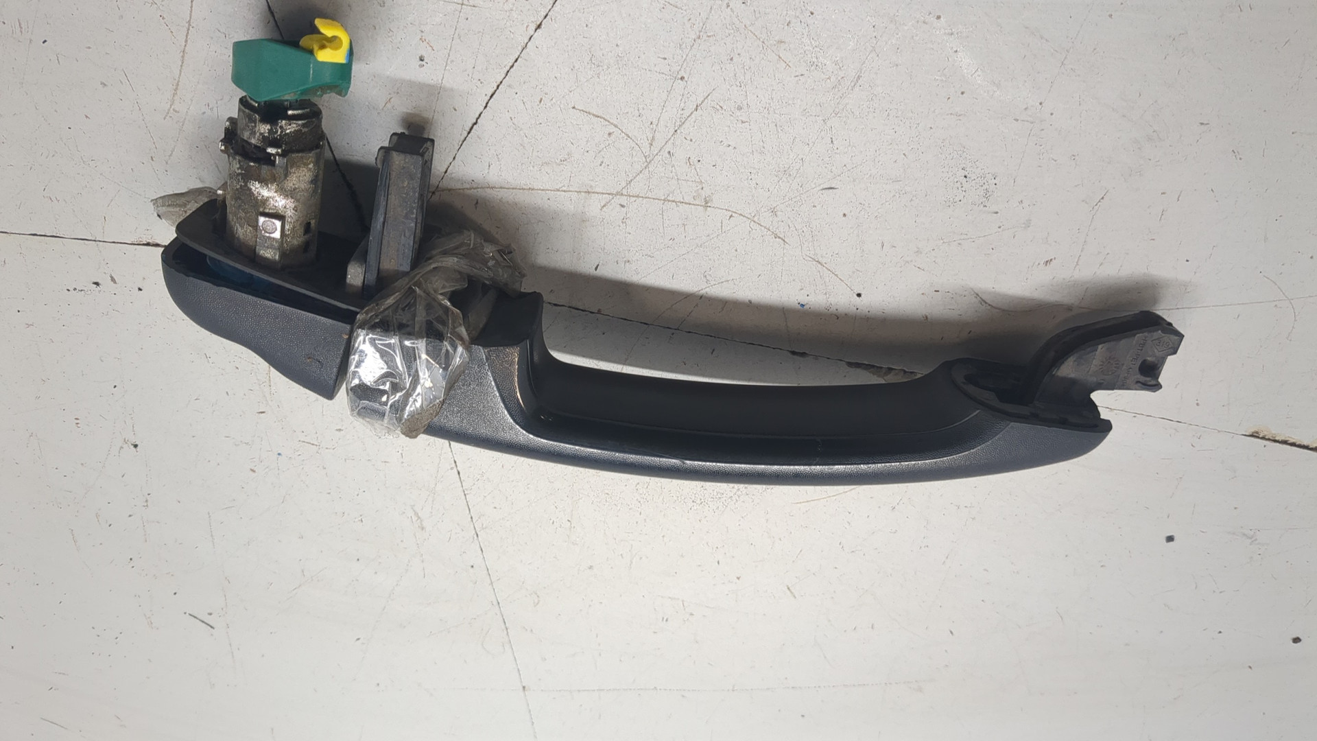 Ручка двери наружная