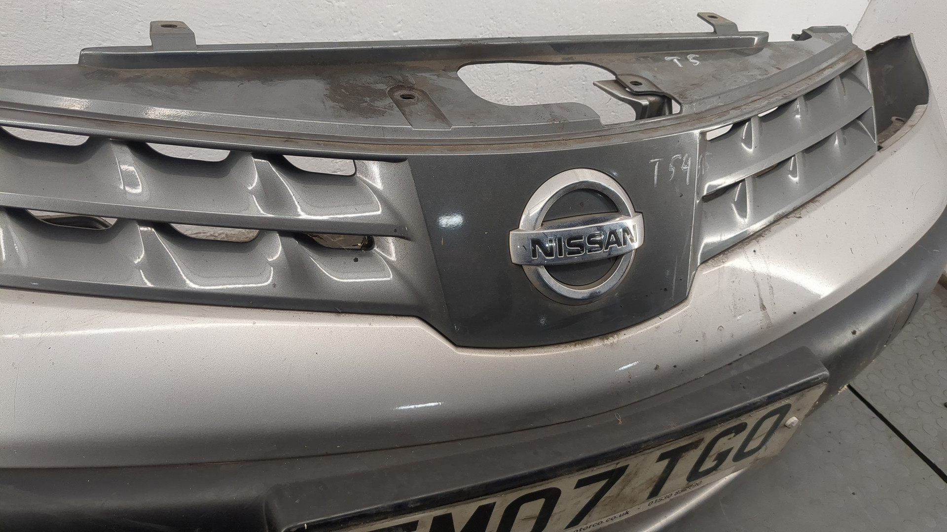 Бампер передний