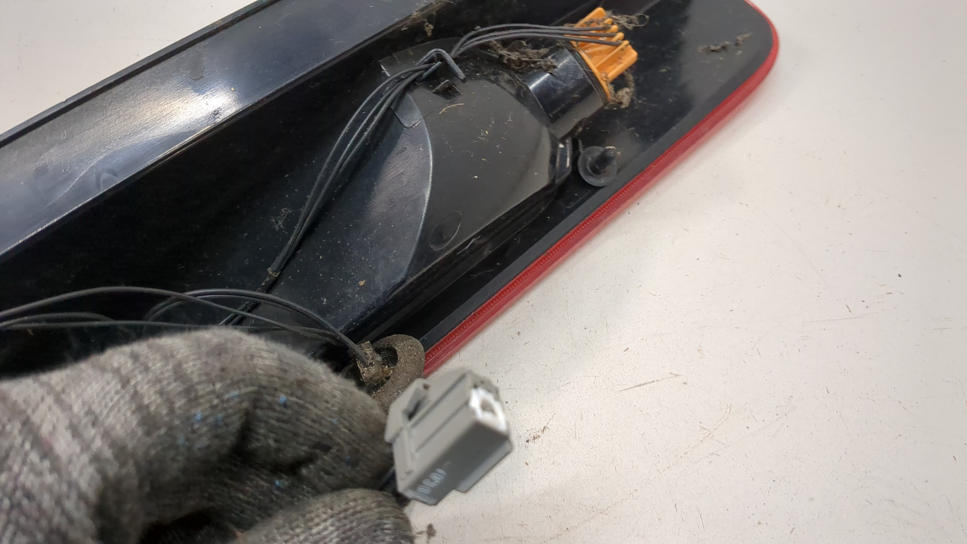 Фонарь задний правый