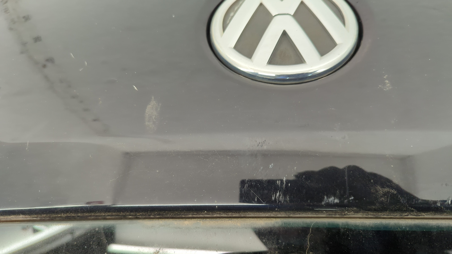 Дверь багажника