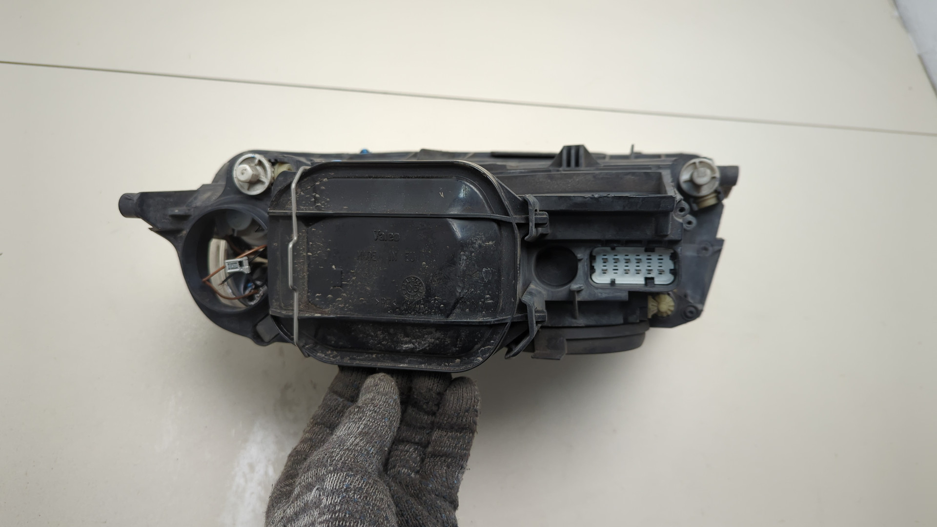 Фара правая