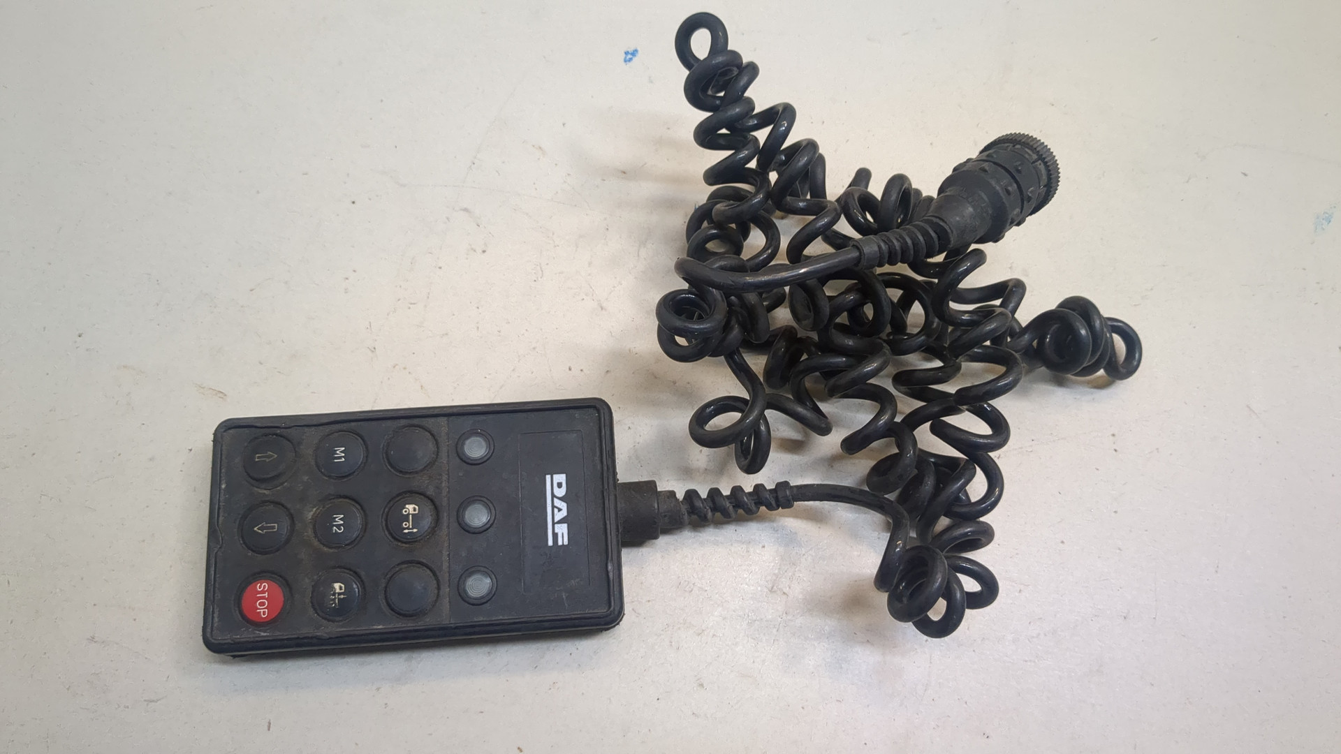 Пульт управления пневморессорами