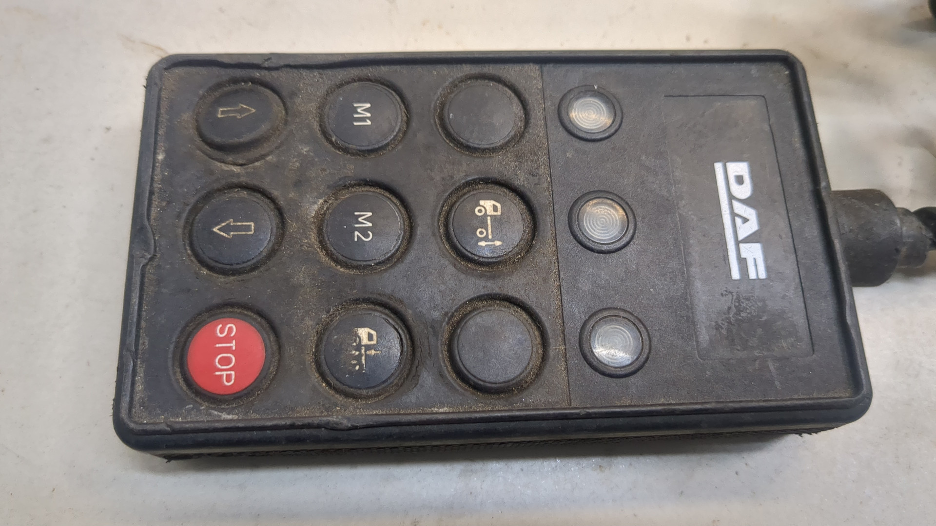 Пульт управления пневморессорами