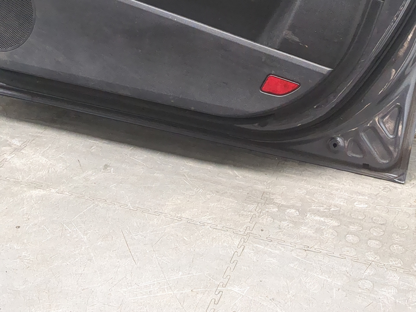 Дверь передняя правая