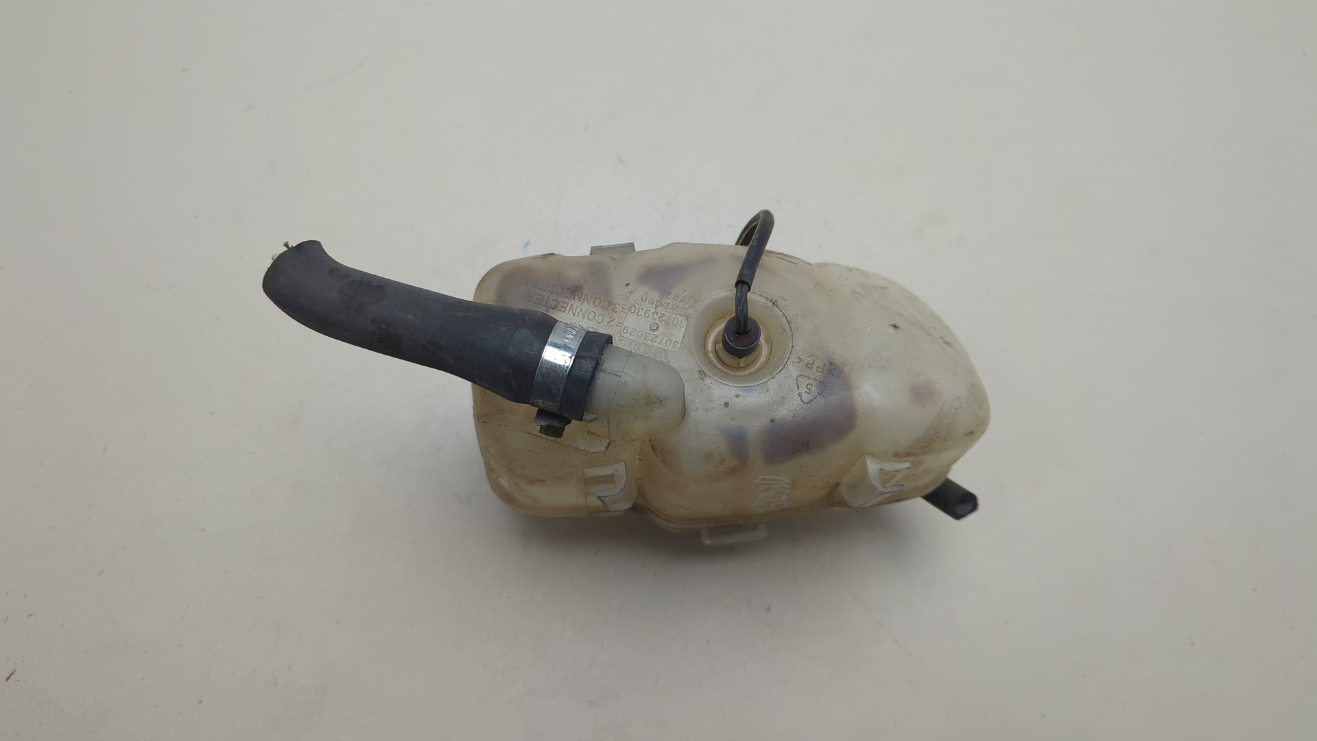 Бачок расширительный