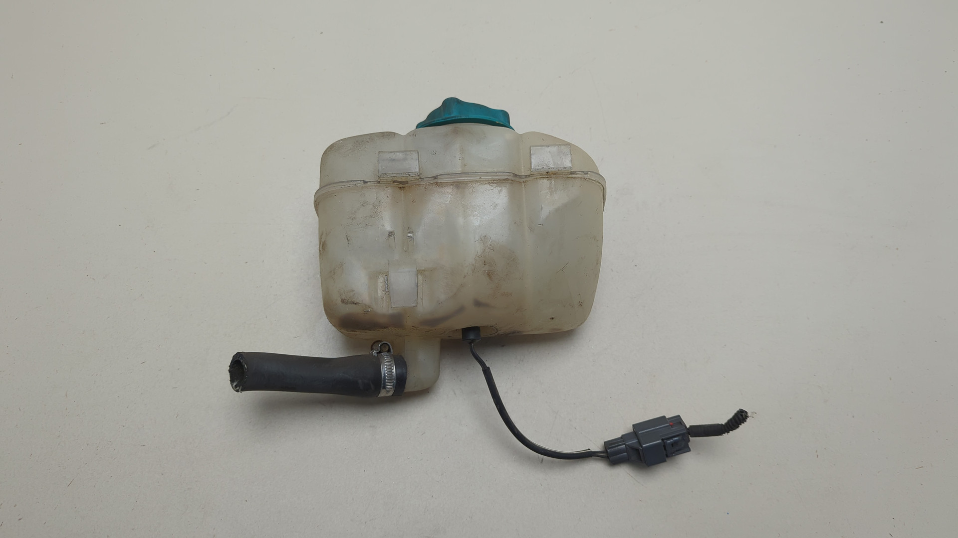 Бачок расширительный