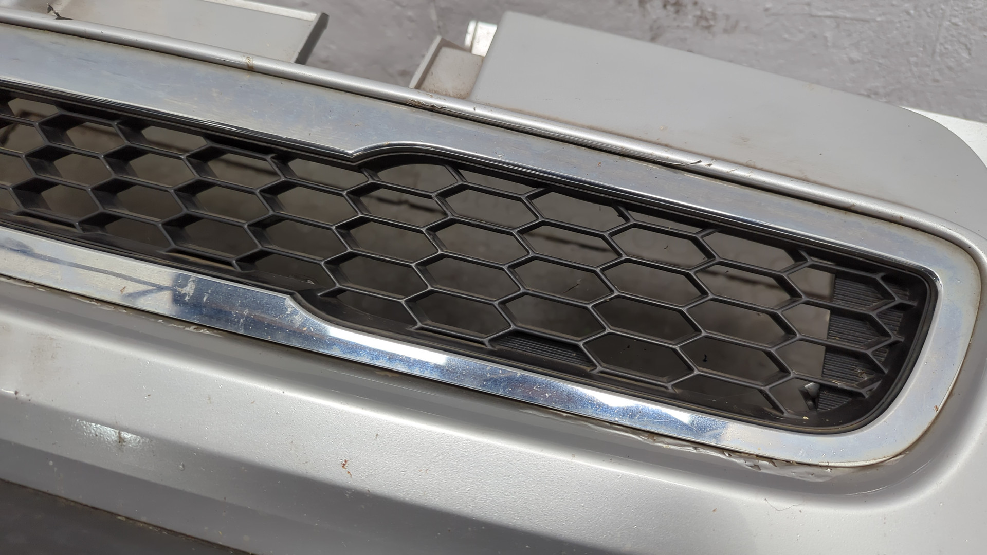 Бампер передний