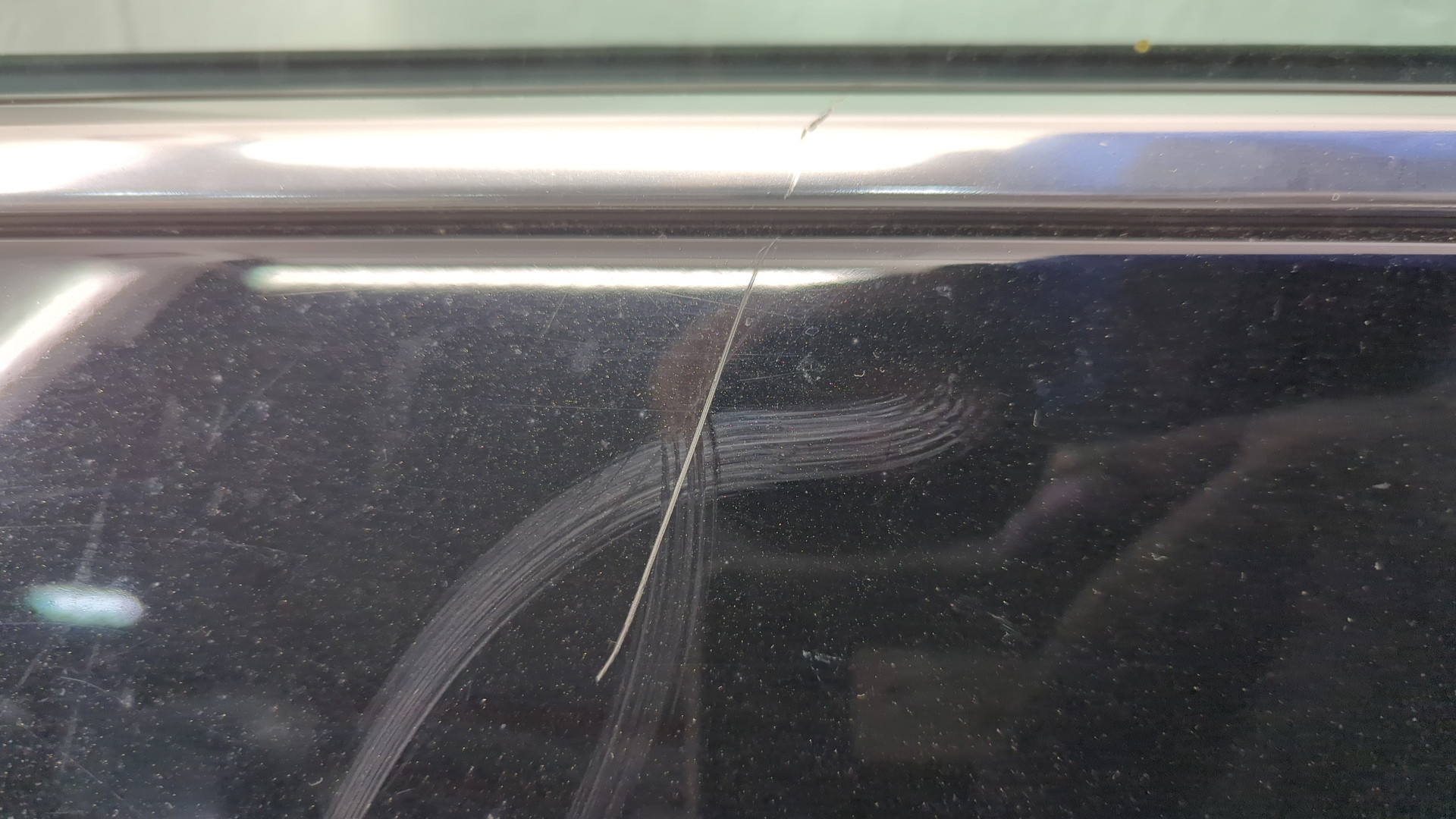 Дверь задняя левая