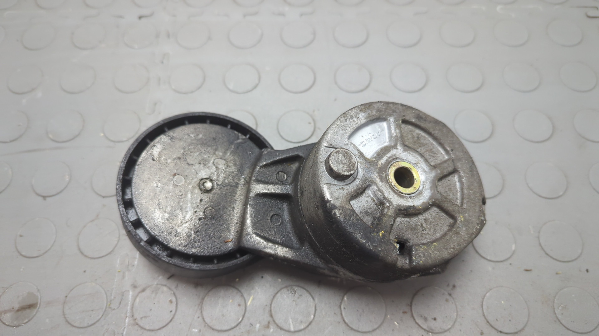 Натяжитель ремня