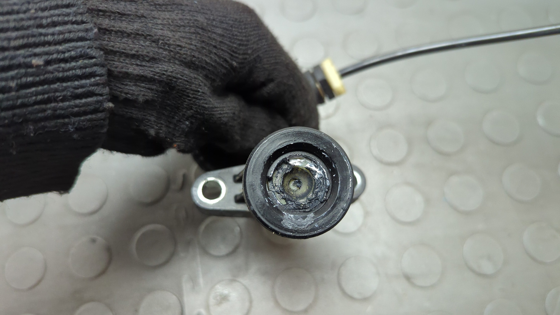 Цилиндр сцепления рабочий