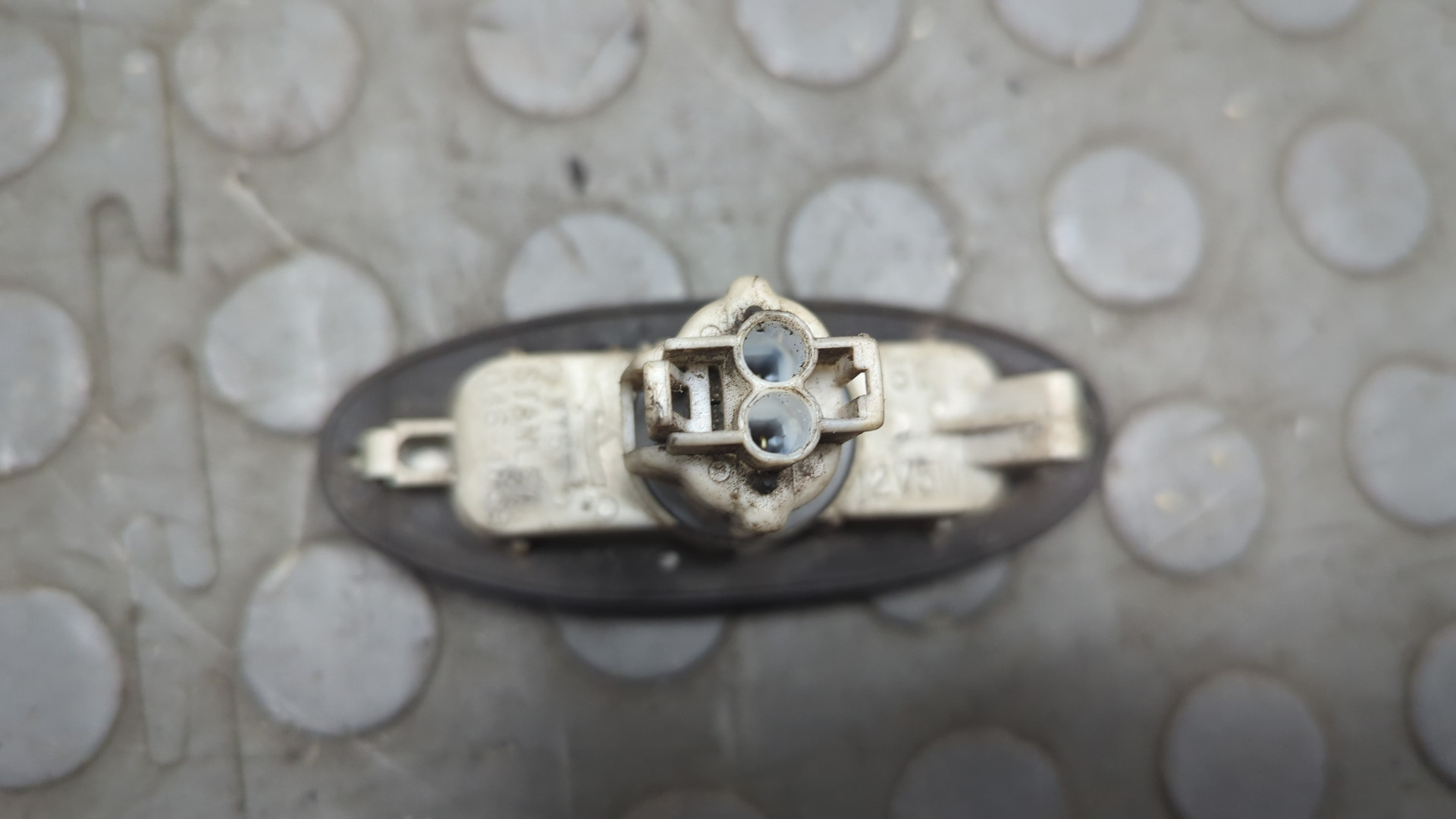 Указатель поворота левый