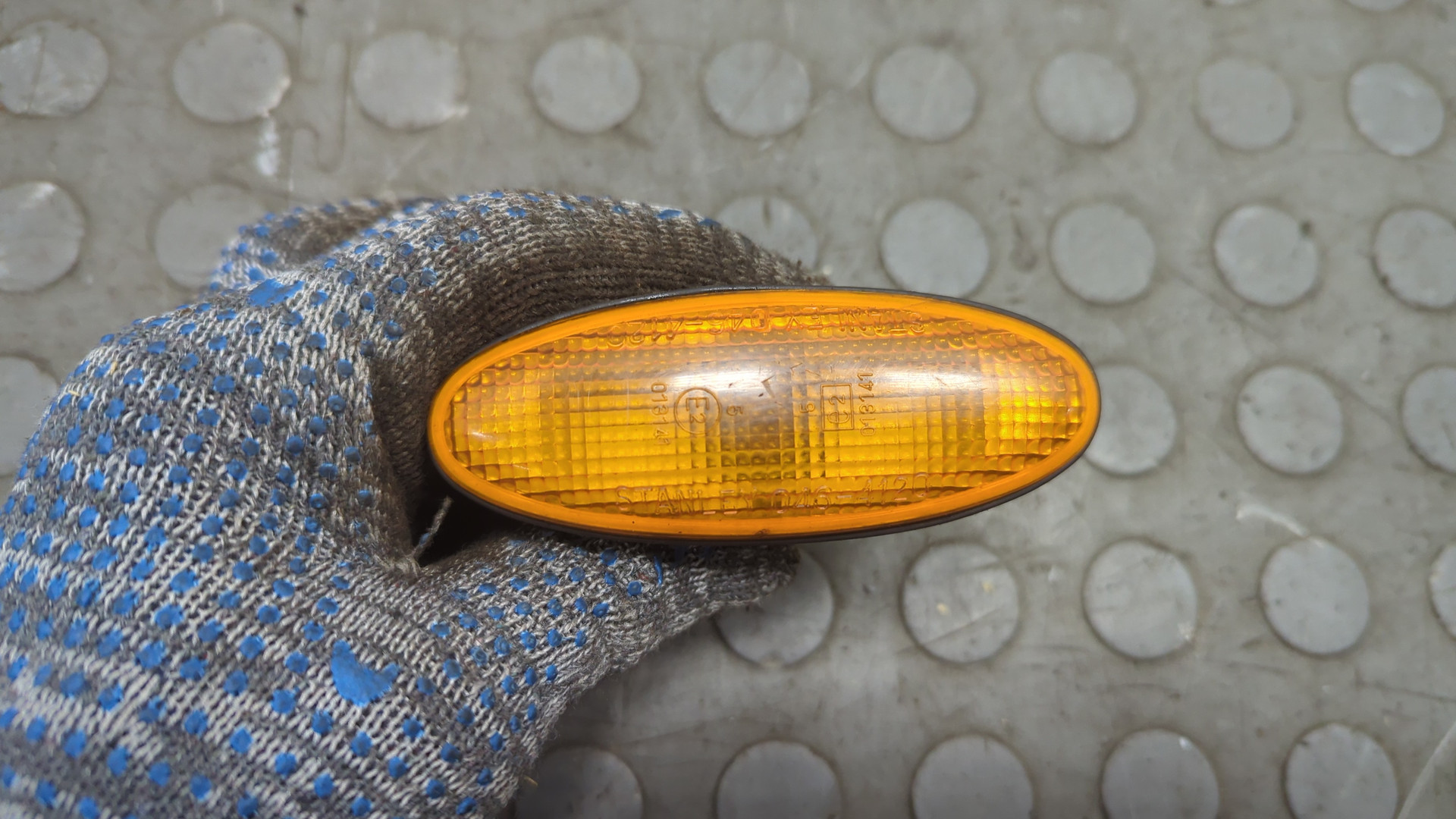 Указатель поворота левый