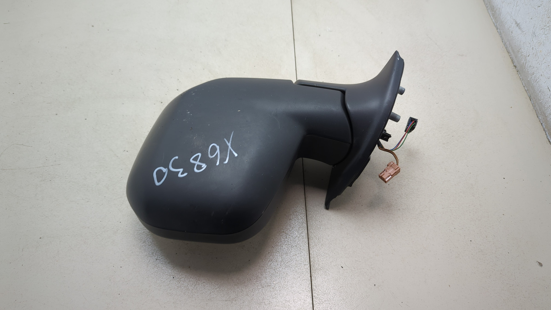 Зеркало левое электрическое