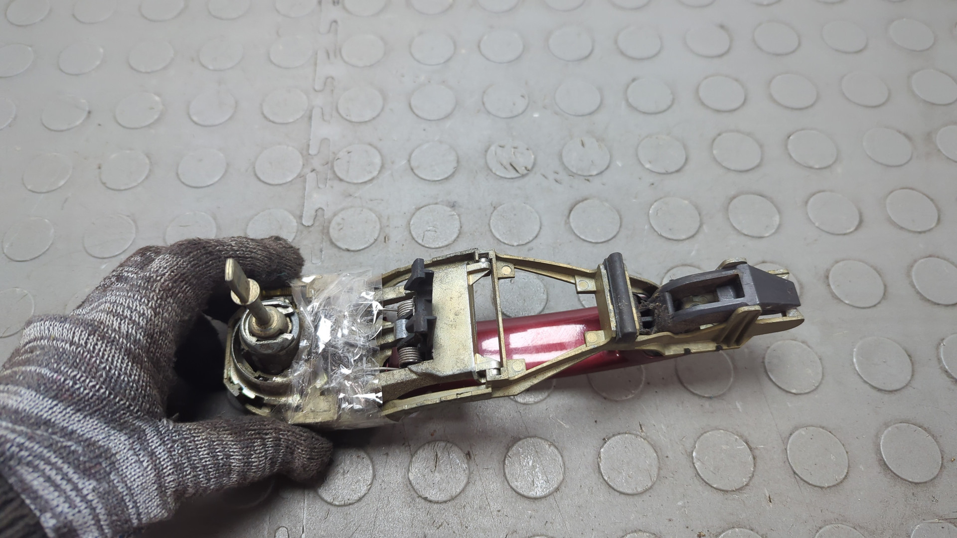 Ручка двери наружная