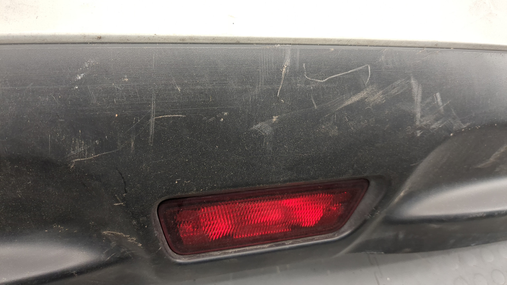 Бампер задний