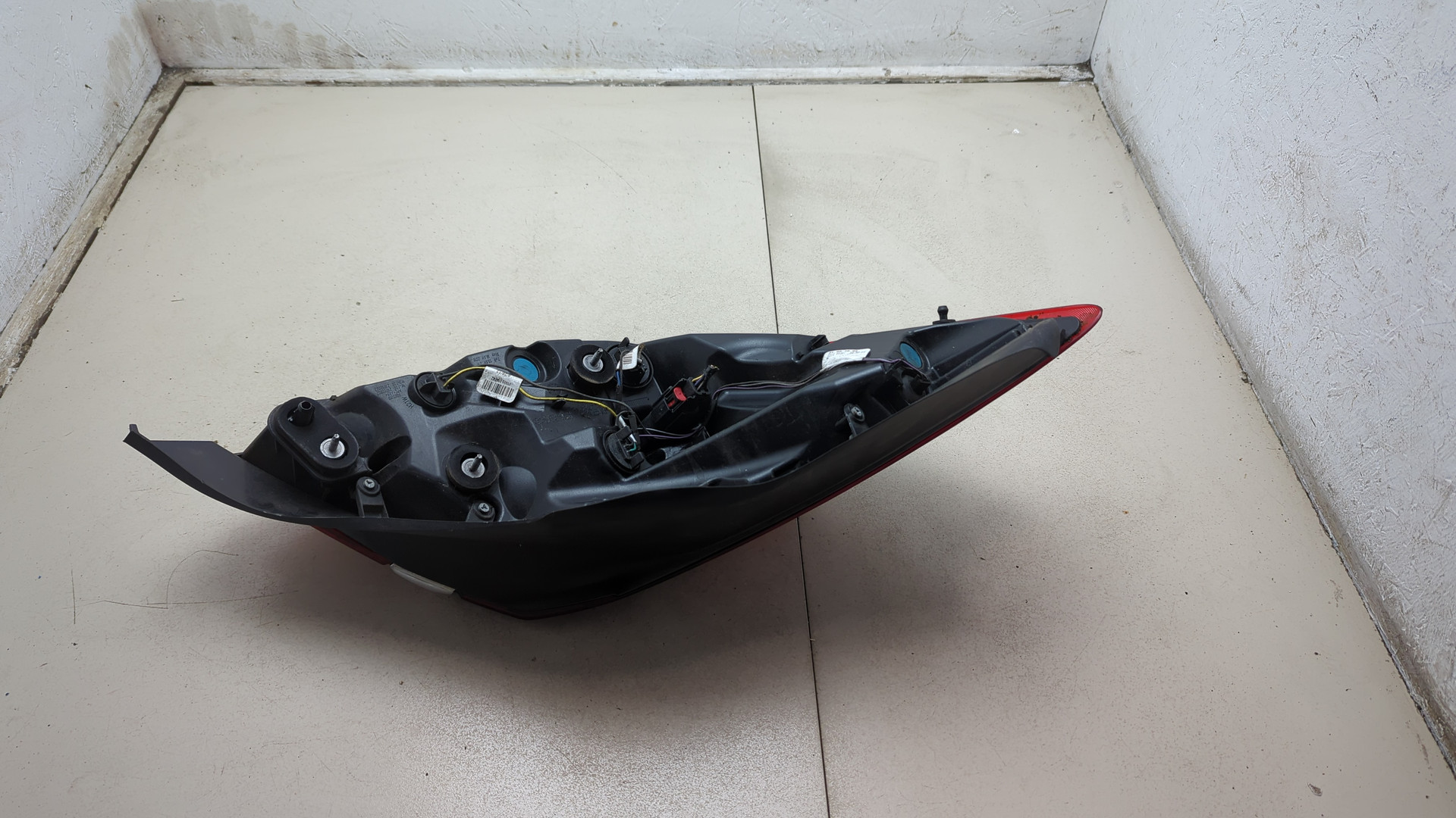 Фонарь задний правый