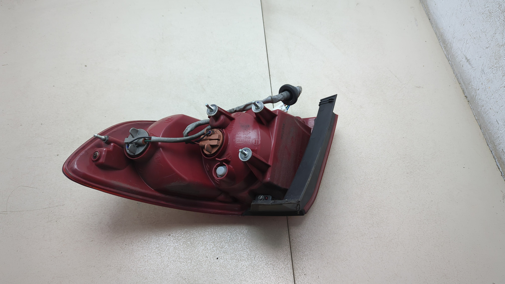 Фонарь задний левый