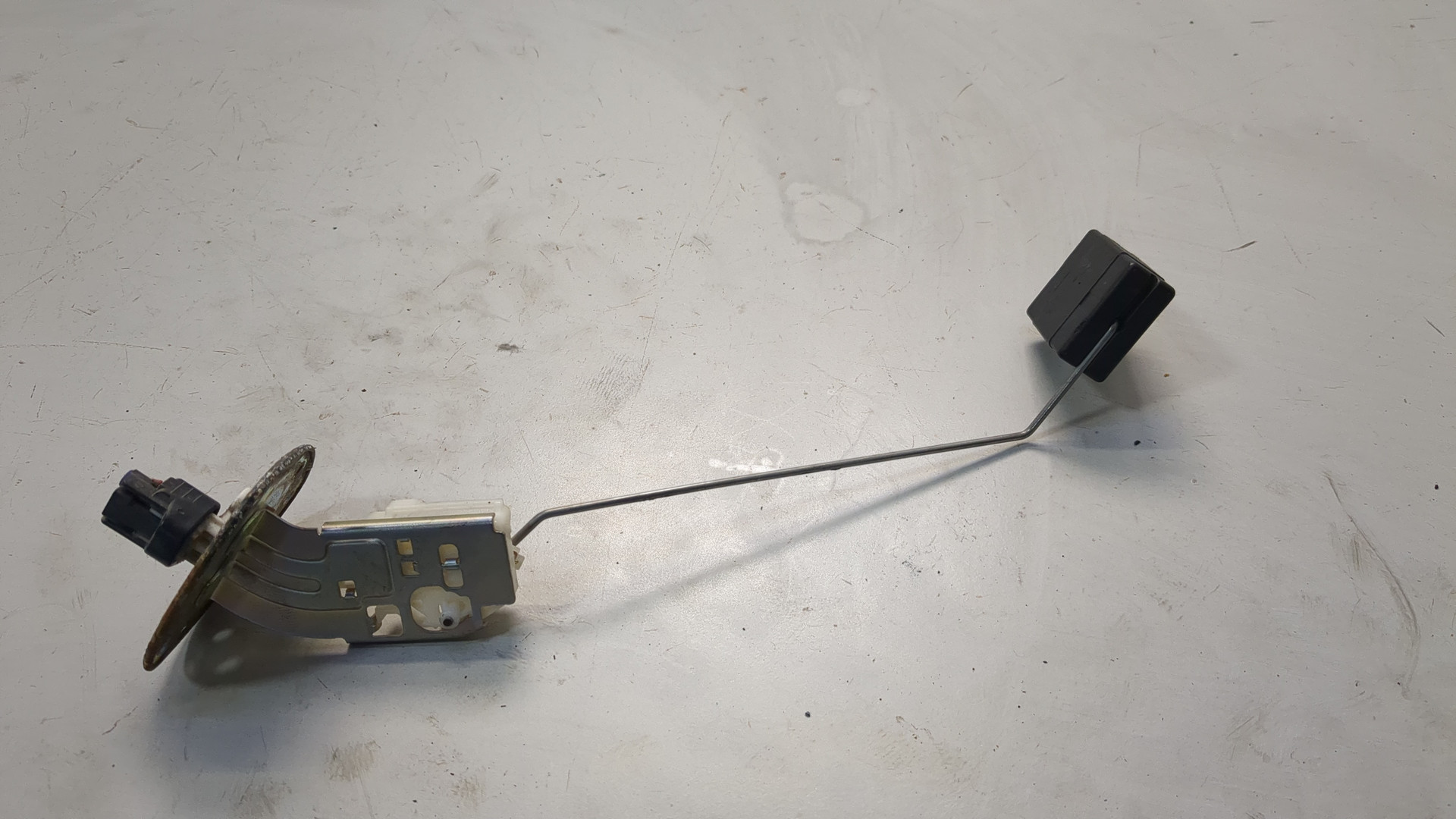 Датчик уровня топлива