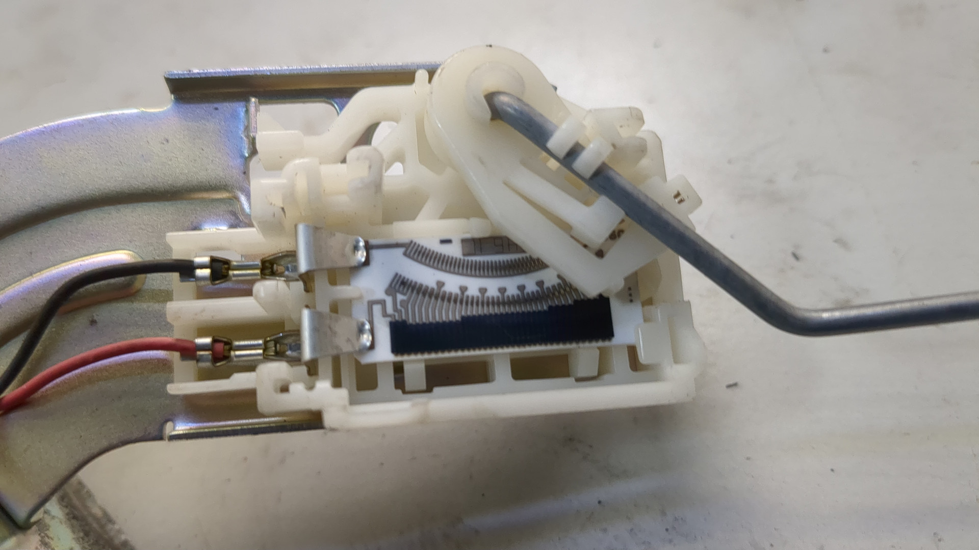 Датчик уровня топлива