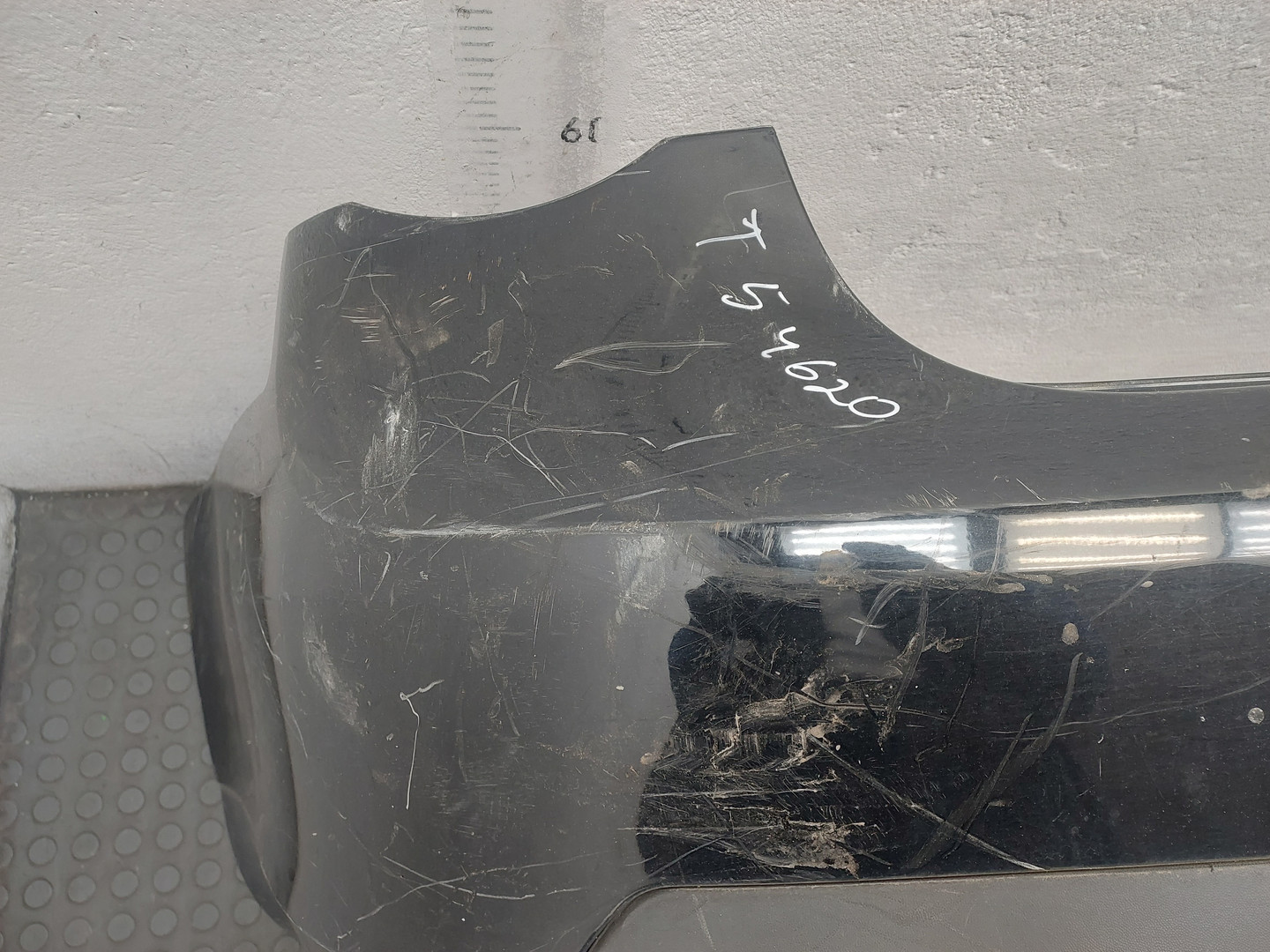 Бампер задний