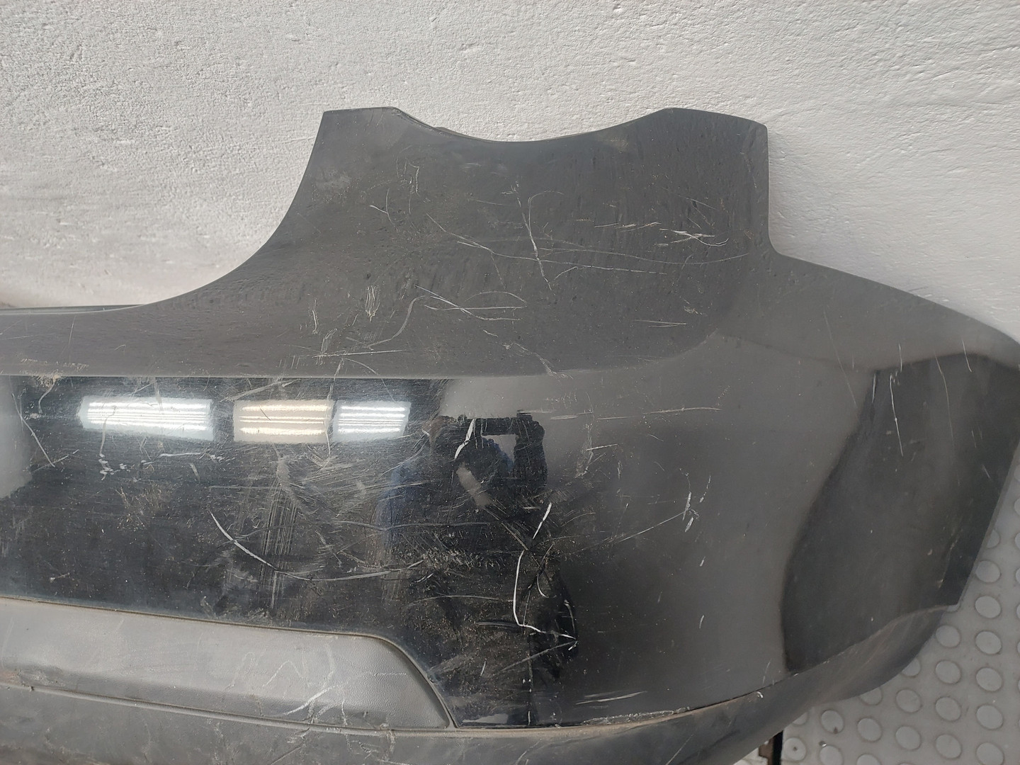 Бампер задний