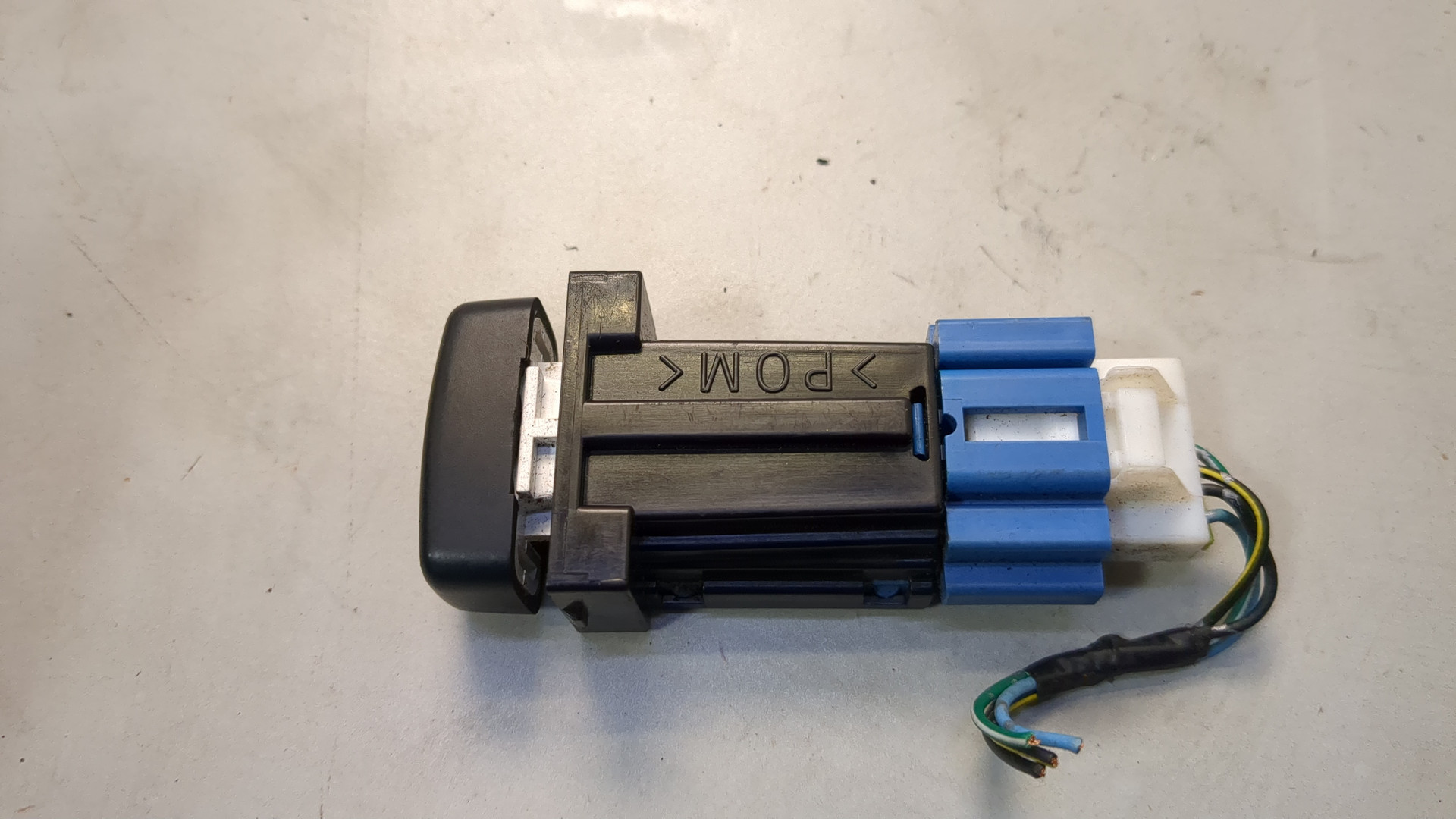 Кнопка света противотуманных фар