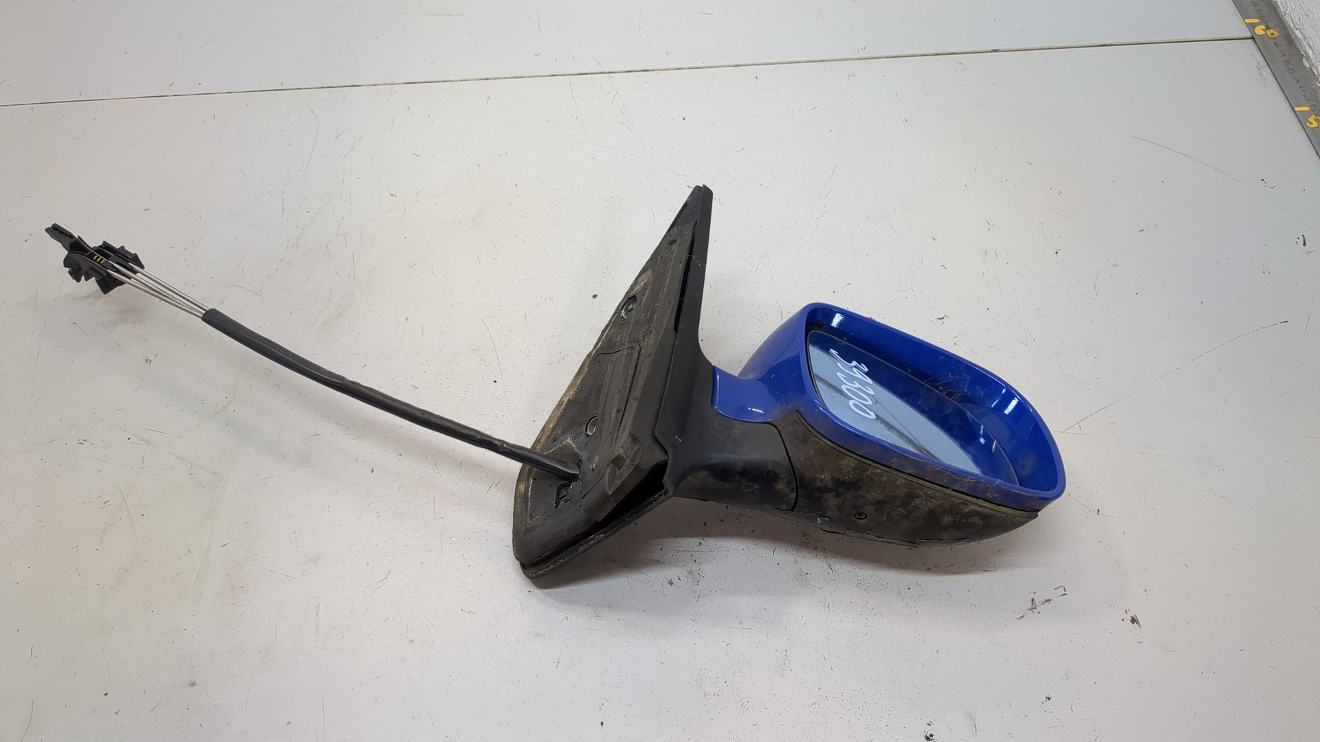 Зеркало правое электрическое