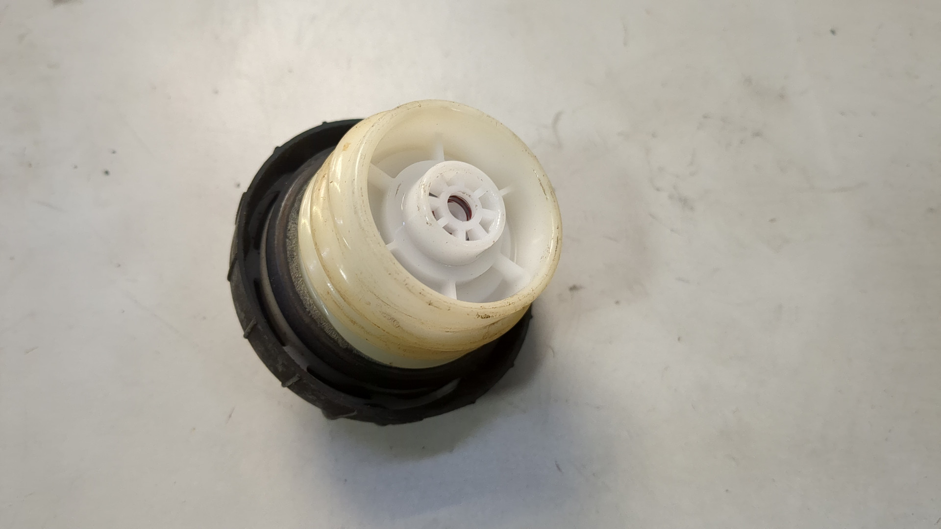 Крышка бензобака