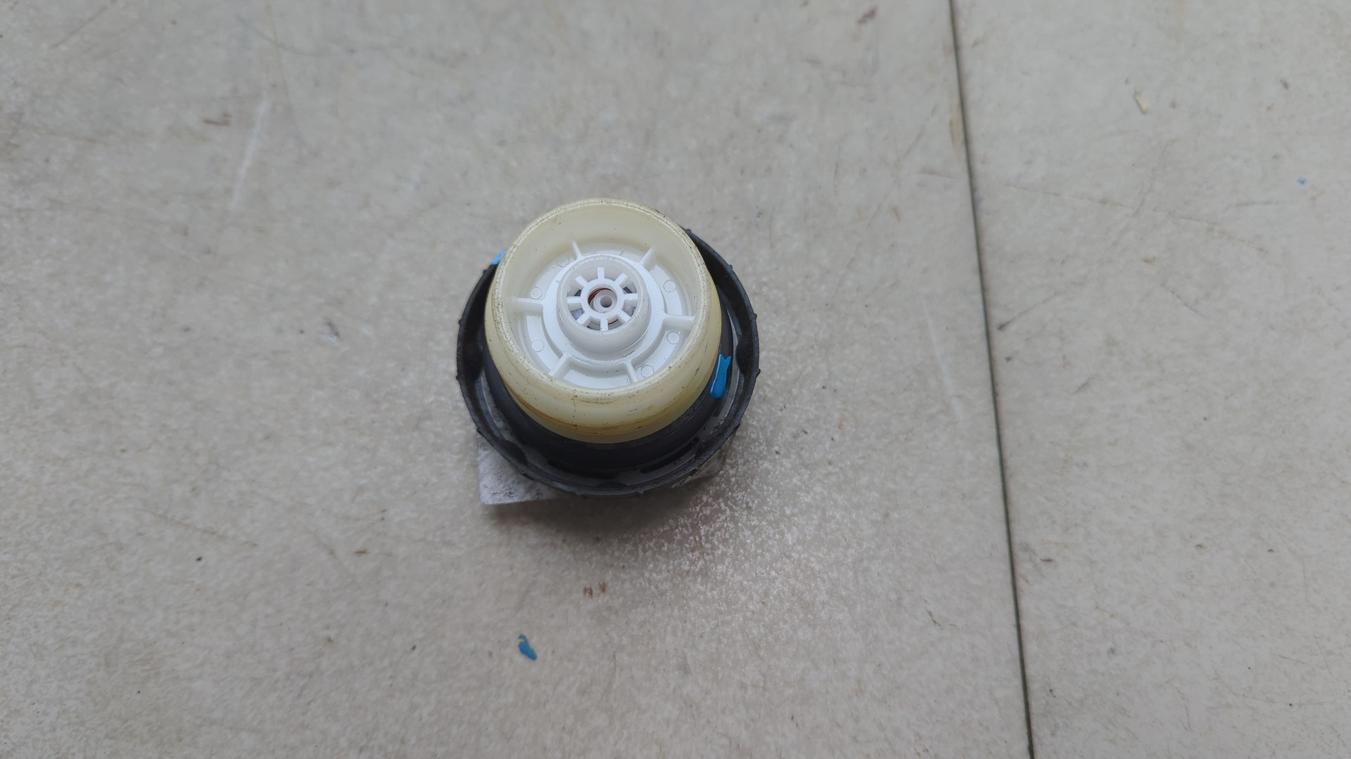 Крышка бензобака