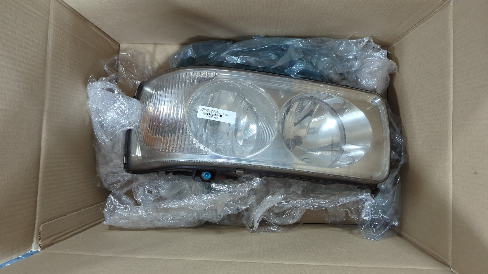 Фара правая