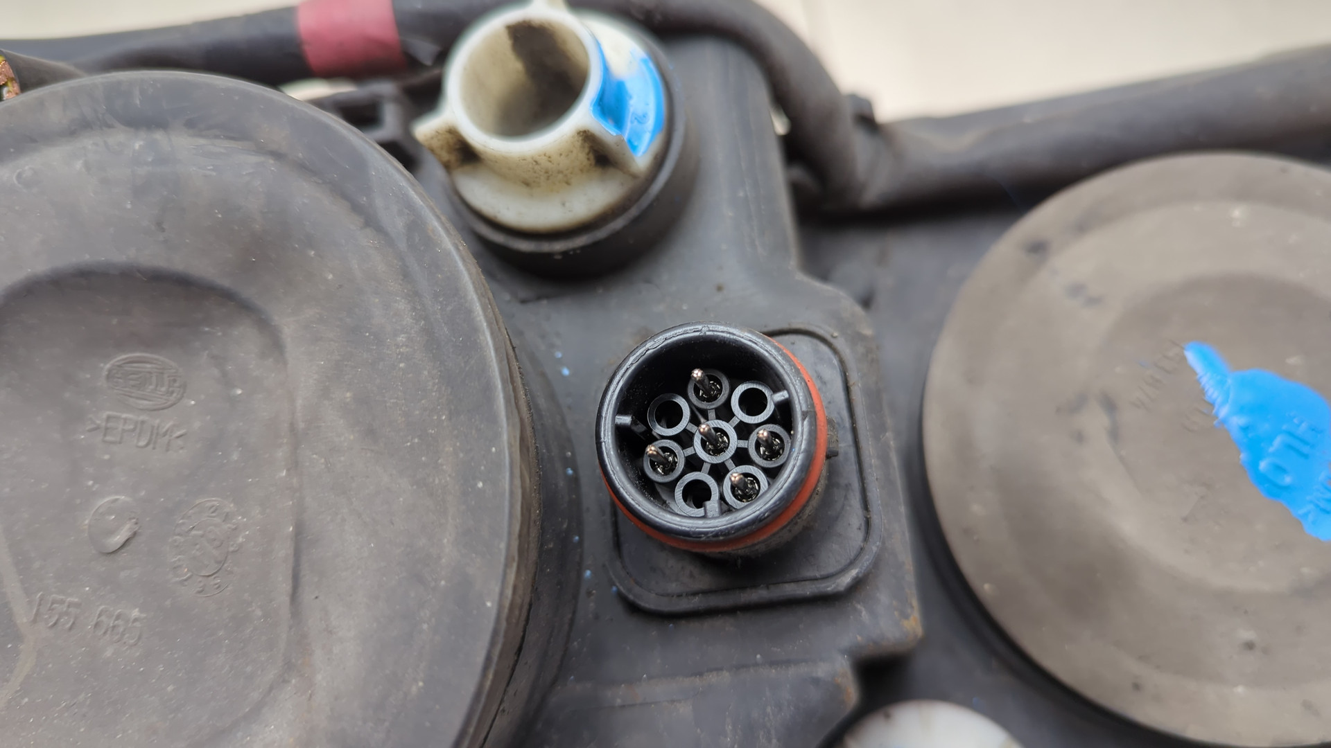 Фара правая