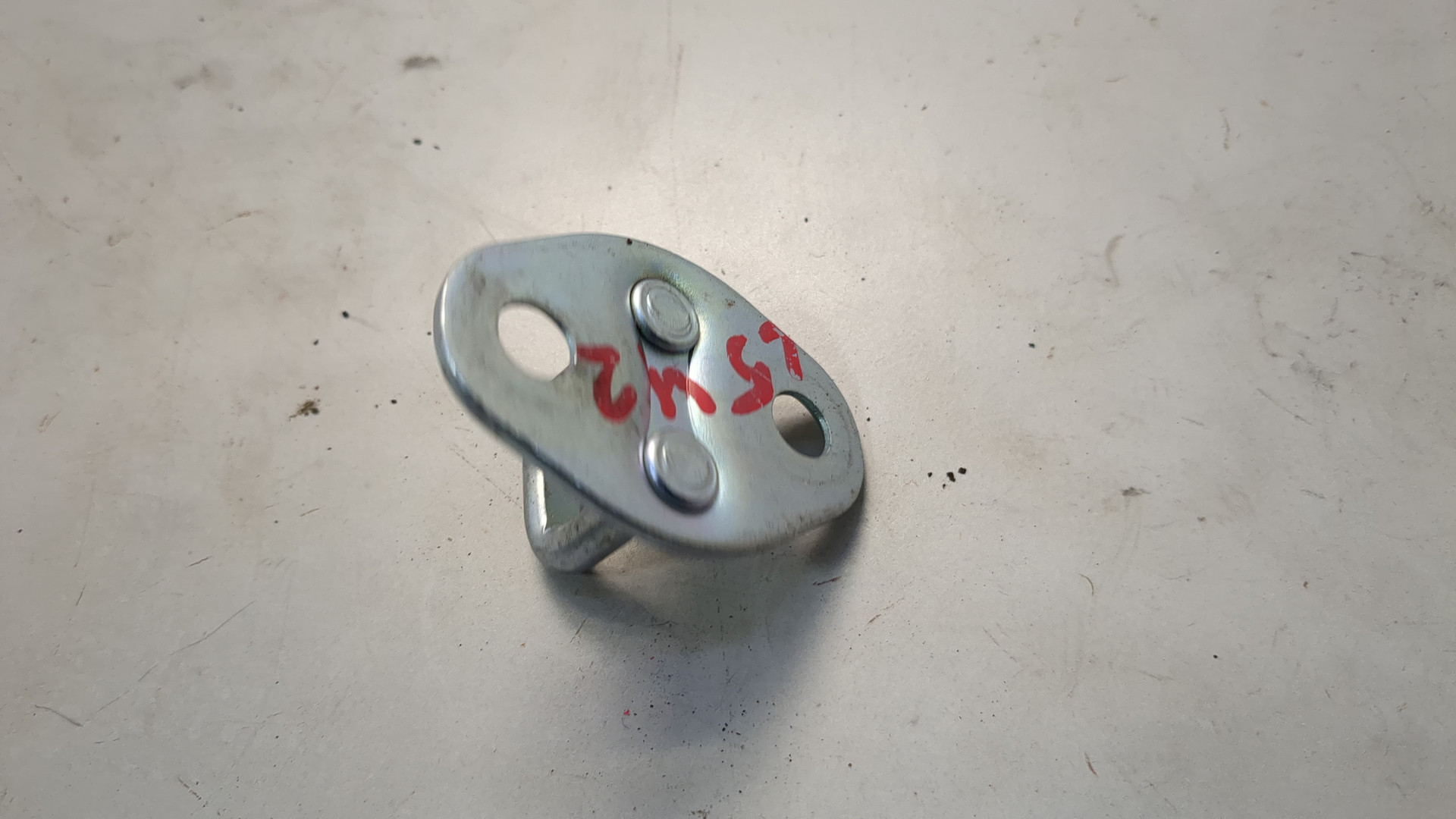 Ответная часть замка двери