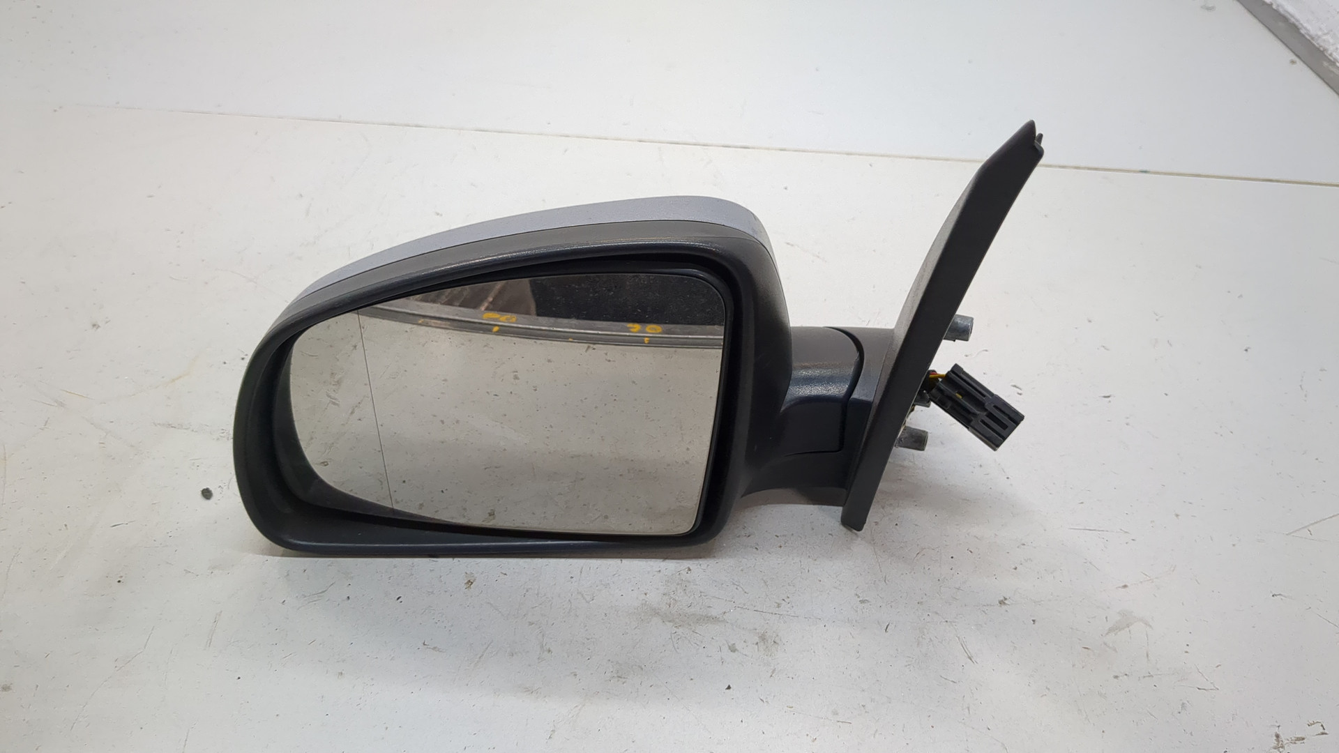 Зеркало левое электрическое