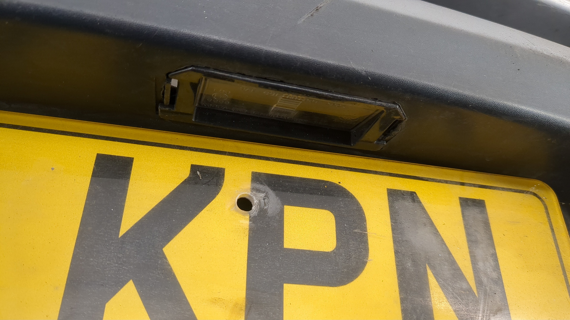 Бампер задний