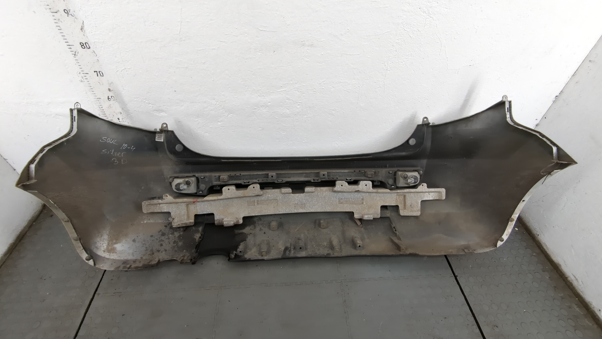 Бампер задний