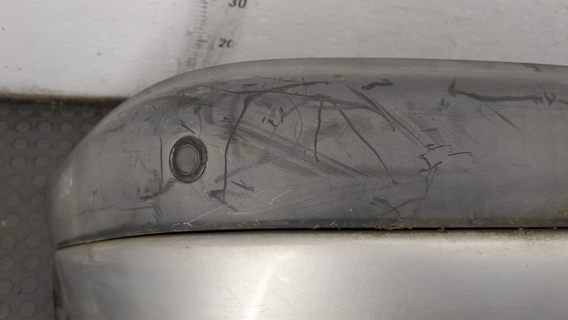 Бампер задний