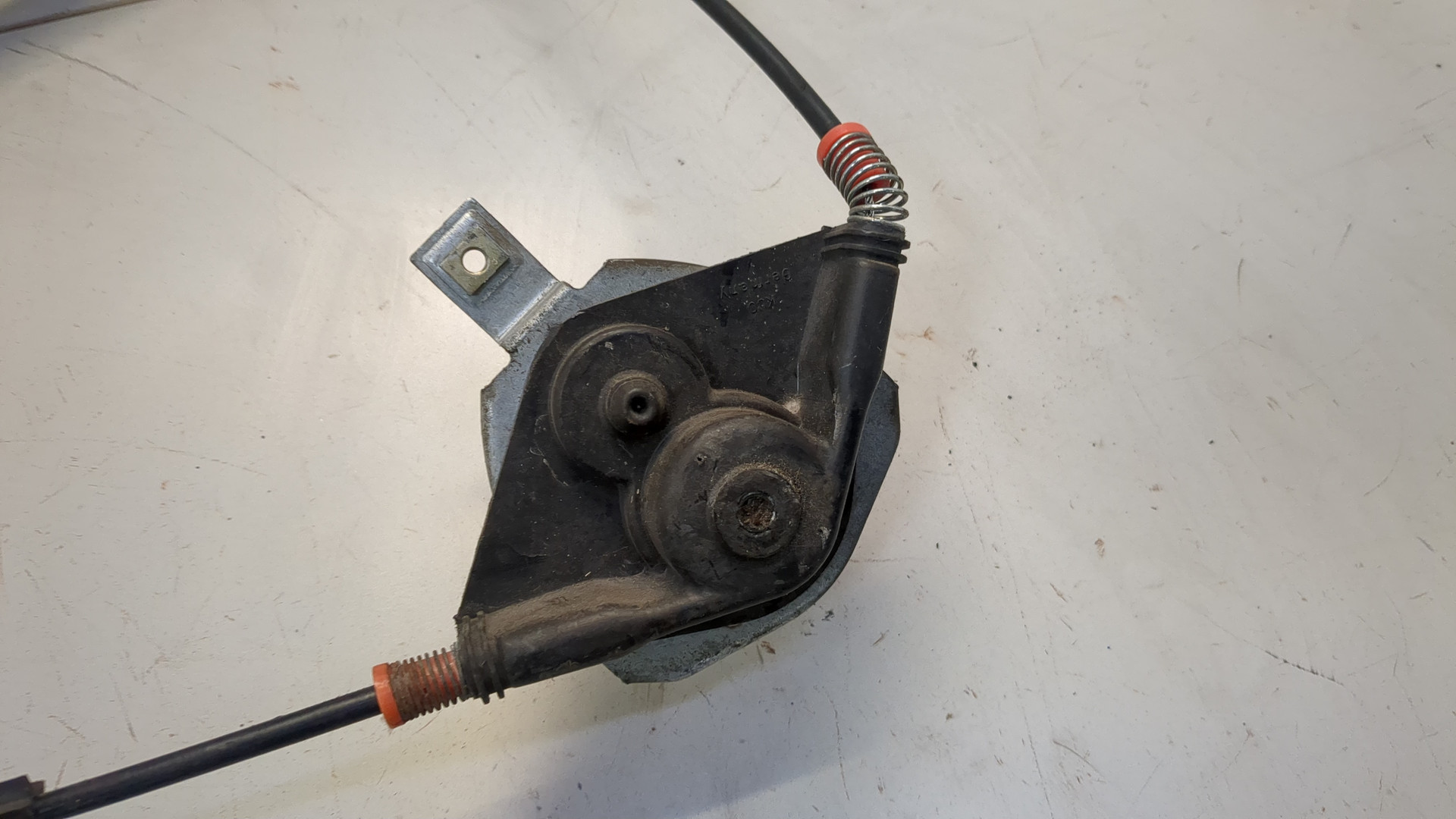 Стеклоподъемник механ. передний правый