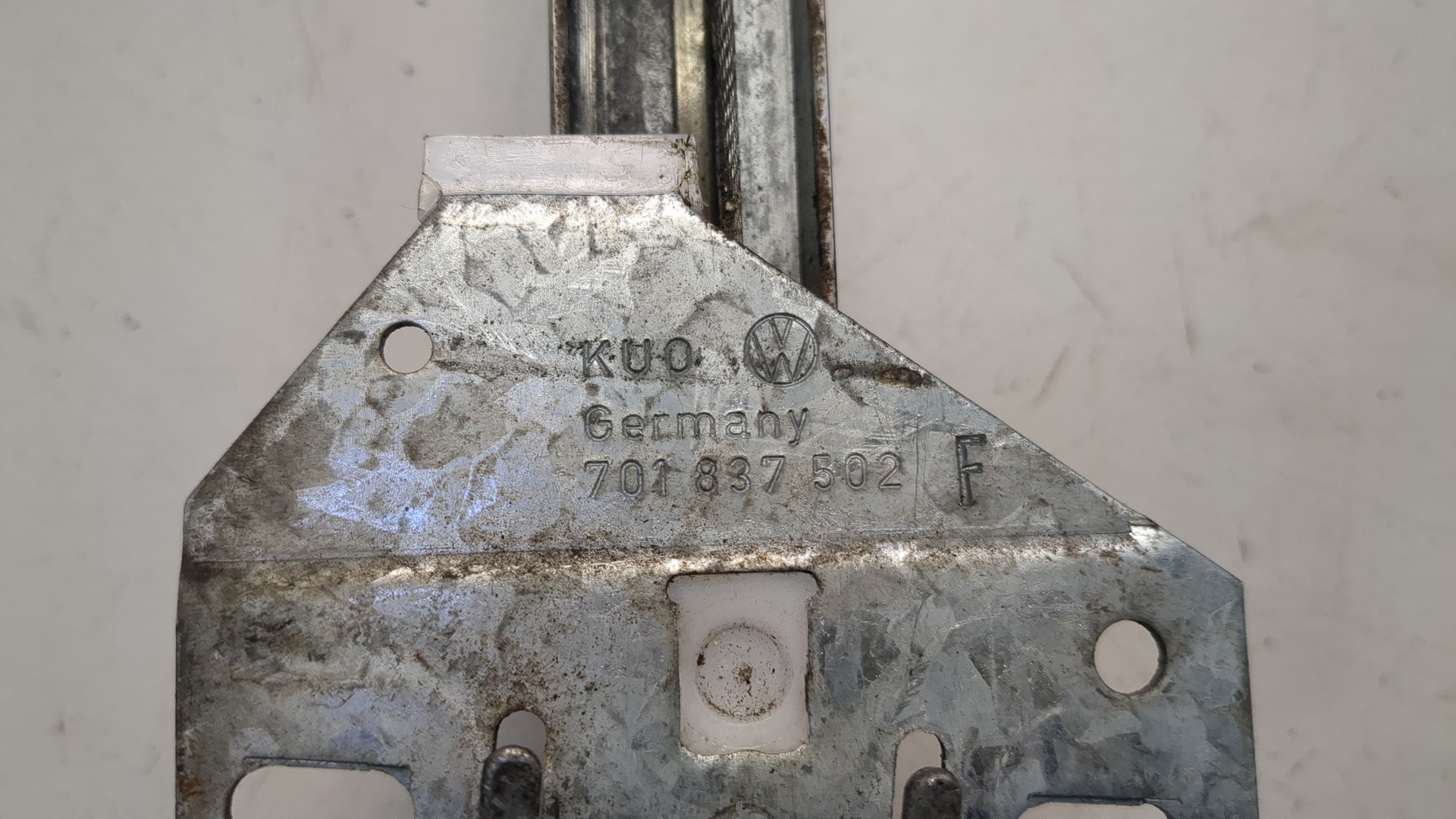 Стеклоподъемник механ. передний правый