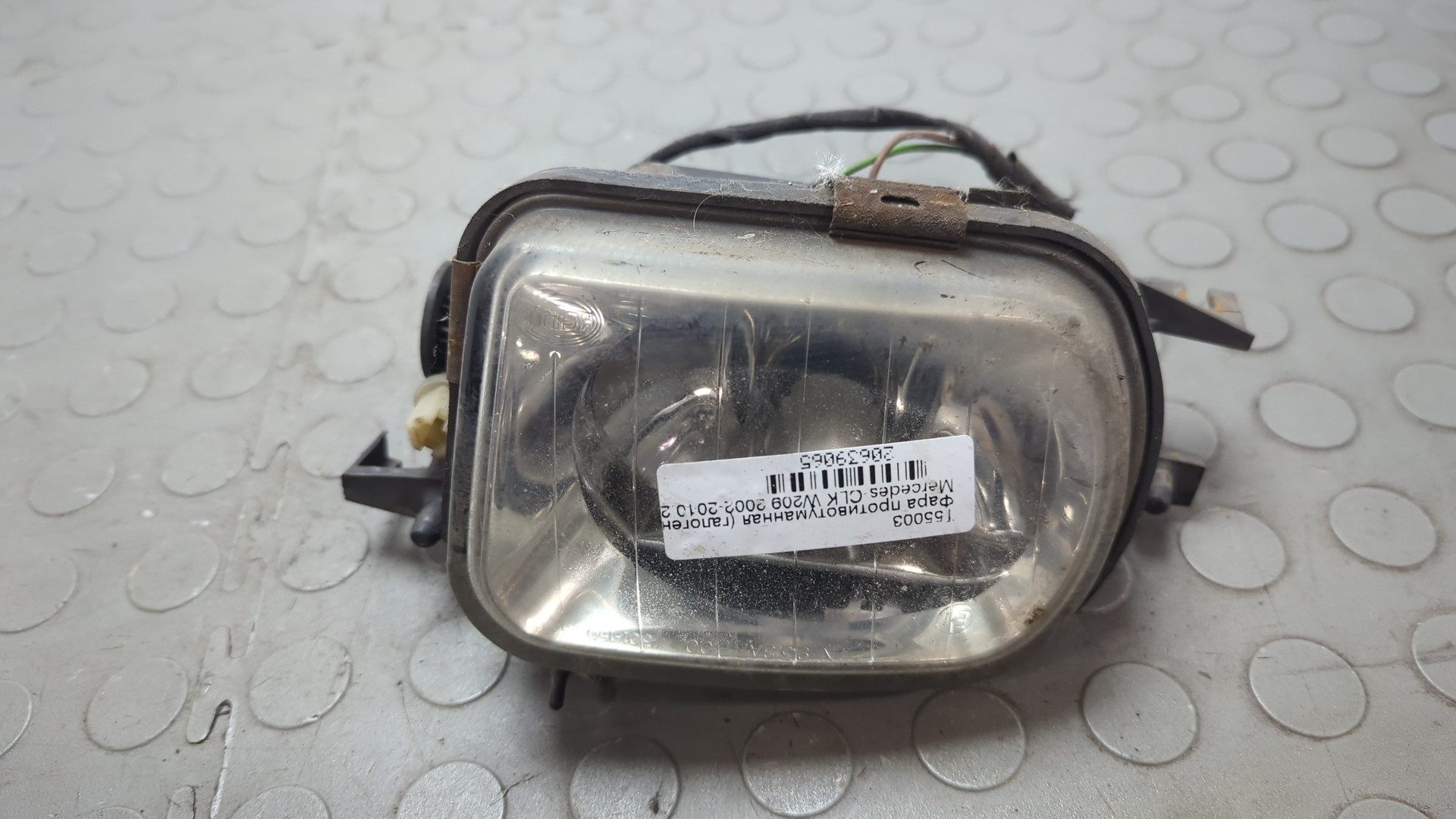 Фара противотуманная правая