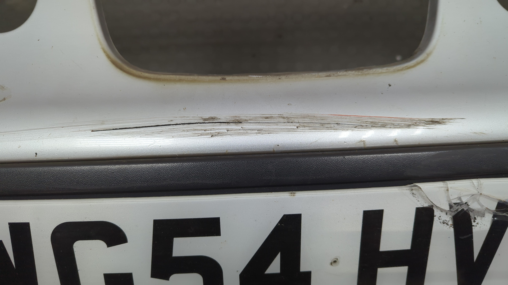 Бампер передний