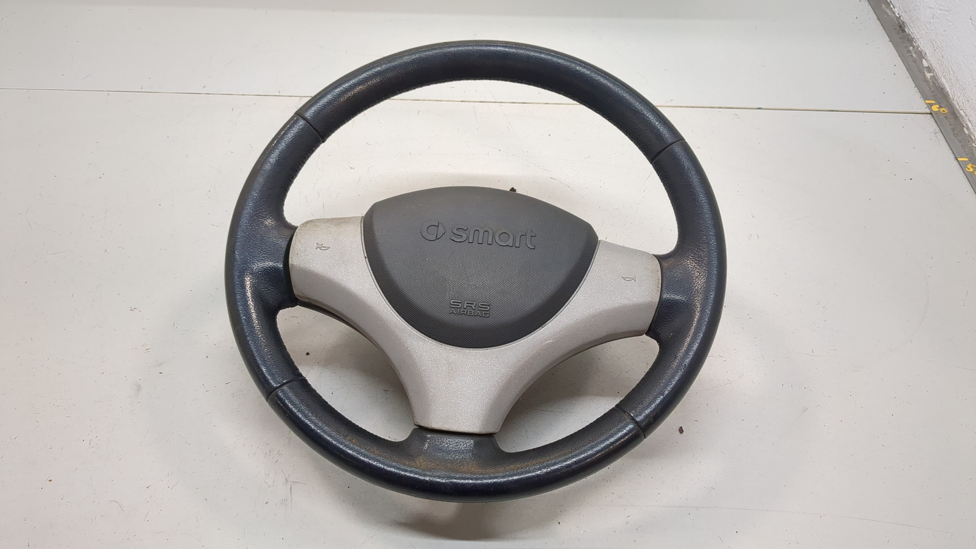 Рулевое колесо (руль)