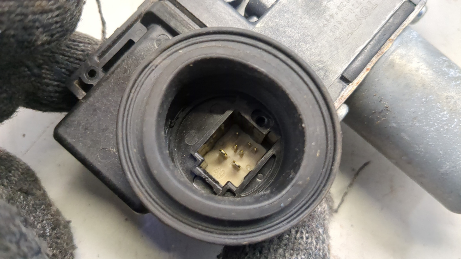 Стеклоподъемник электр. передний левый