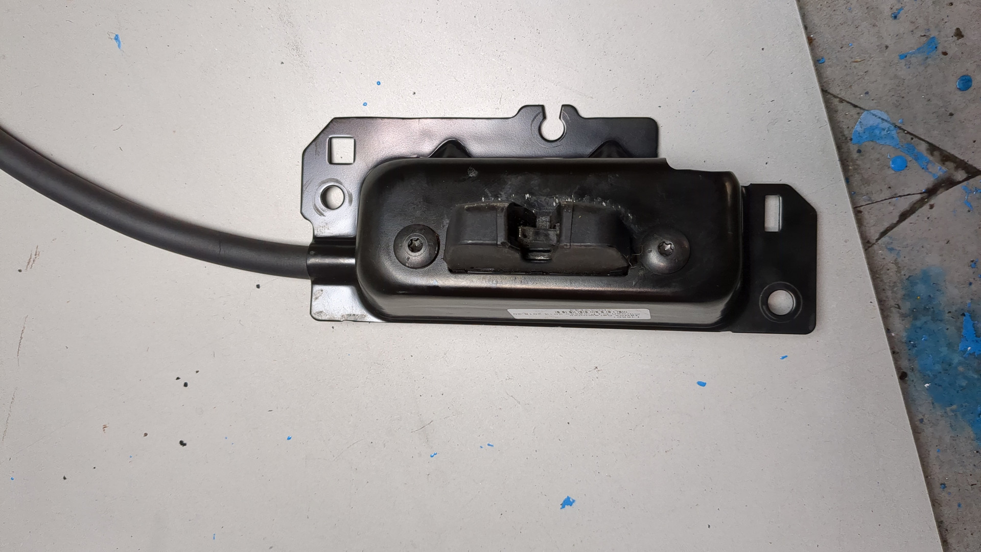 Замок багажника