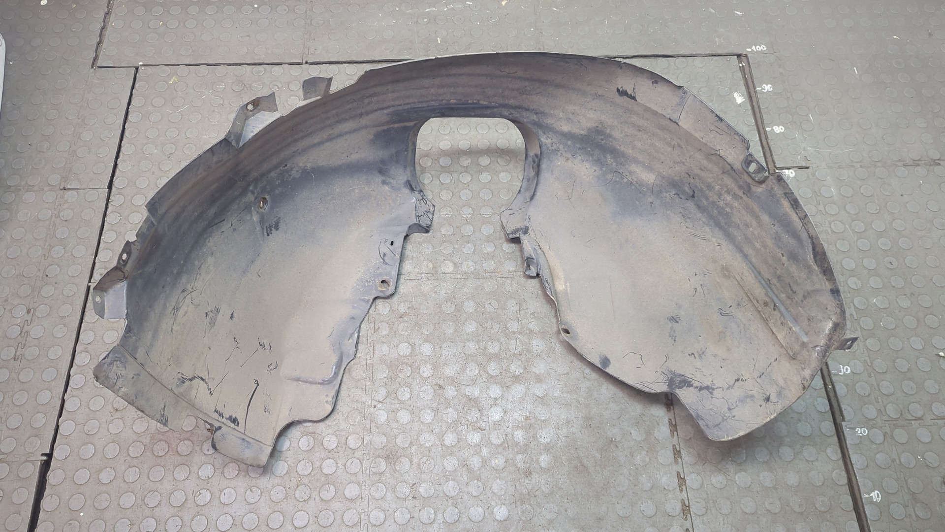 Локер передний левый