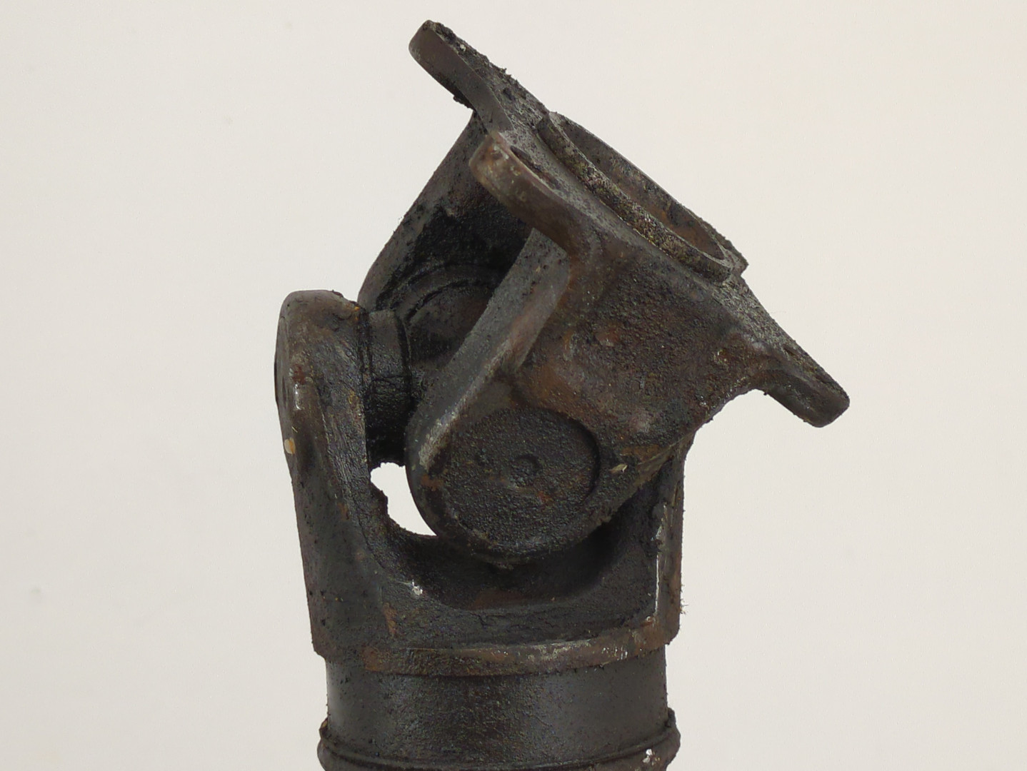 Вал карданный передний